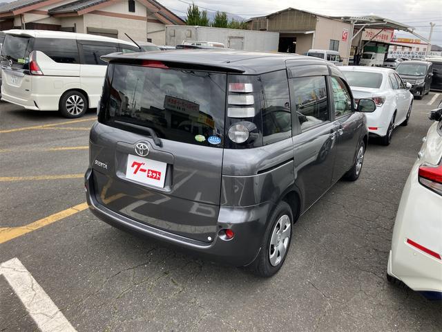 シエンタ Ｇ　ドライブレコーダー　ＥＴＣ　両側スライド・片側電動　電動格納ミラー　３列シート　ＣＶＴ　ＣＤ　衝突安全ボディ　ＡＢＳ　エアコン　パワーステアリング　パワーウィンドウ（15枚目）