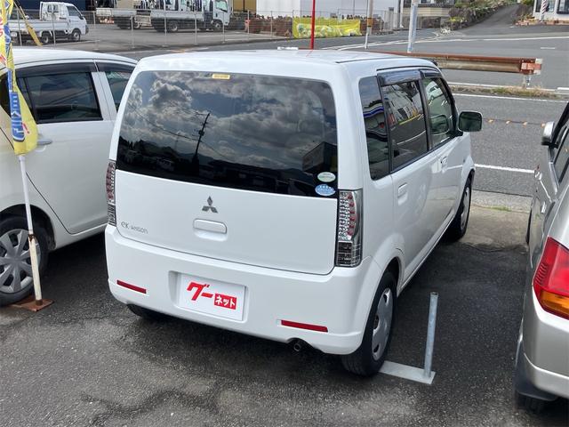 ｅＫワゴン 　インパネオートマ　キーレス　電動格納ミラー　ヘッドライトレベライザー　ベンチシート　ＡＢＳ　運転席助手席エアバック（12枚目）