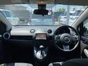 車を運転する際には運転席の存在は欠かせません。なのでしっかりとチェックしたいポイントですね。