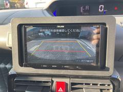 バックカメラ装備。駐車が苦手な方には欠かせません。 5