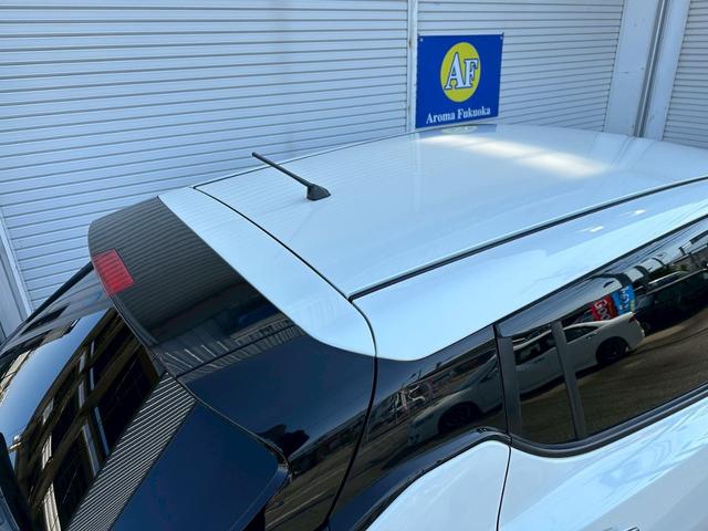 リーフ Ｇ　革シート　ＢＯＳＥ　プロパイロット　衝突軽減　全方位カメラ　コーナーセンサー　レーンアシスト　全周囲カメラ　ビルトインＥＴＣ　シートヒーター　オートパーキングアシスト　メモリーナビ　追従オートクルーズ（18枚目）