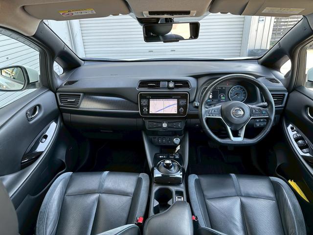 リーフ Ｇ　革シート　ＢＯＳＥ　プロパイロット　衝突軽減　全方位カメラ　コーナーセンサー　レーンアシスト　全周囲カメラ　ビルトインＥＴＣ　シートヒーター　オートパーキングアシスト　メモリーナビ　追従オートクルーズ（31枚目）
