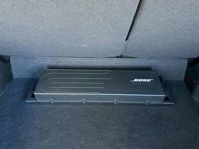 リーフ Ｇ　革シート　ＢＯＳＥ　プロパイロット　衝突軽減　全方位カメラ　コーナーセンサー　レーンアシスト　全周囲カメラ　ビルトインＥＴＣ　シートヒーター　オートパーキングアシスト　メモリーナビ　追従オートクルーズ（35枚目）