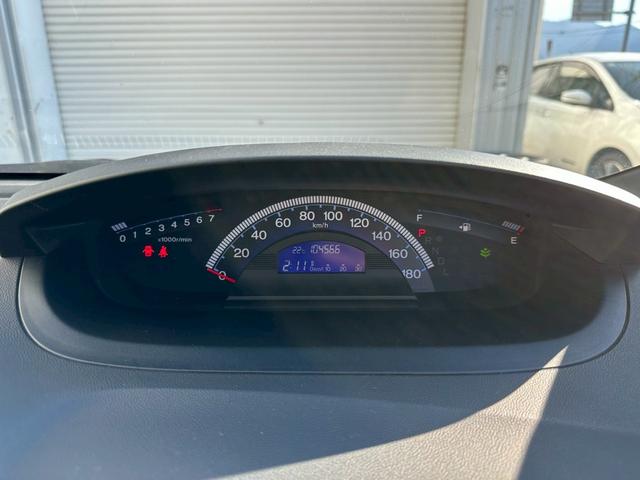 フリードスパイク Ｇ　エアロ　ムーンルーフ　キーフリー　社外アルミホイール（29枚目）