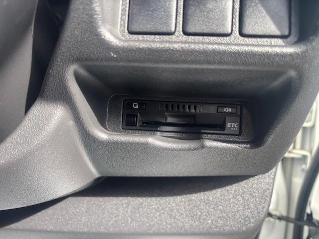 ハイエースバン スーパーＧＬ　ダークプライムＩＩ　ナビ（18枚目）