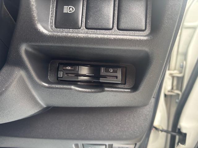 ハイエースバン スーパーＧＬ　ダークプライムＩＩ　アルパインビッグＸ１１型　リアモニター（17枚目）