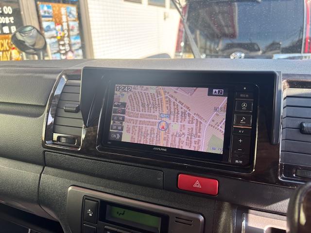 ハイエースバン スーパーＧＬ　ダークプライム　自動ドア　リアモニター付（11枚目）