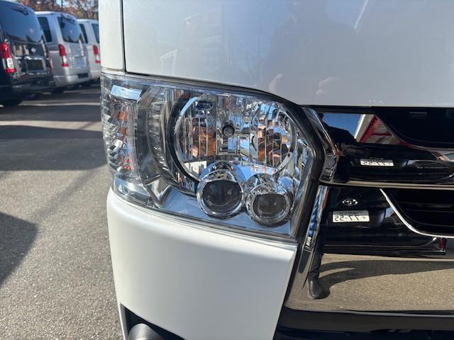 ハイエースバン スーパーＧＬ　ダークプライム　自動ドア　リアモニター付（23枚目）