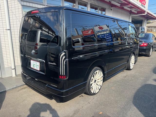 ハイエースバン スーパーＧＬ　ダークプライムＩＩ　自動ドア　エアロ（4枚目）