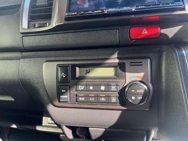 ハイエースバン スーパーＧＬ　ダークプライムＩＩ　自動ドア　エアロ（22枚目）