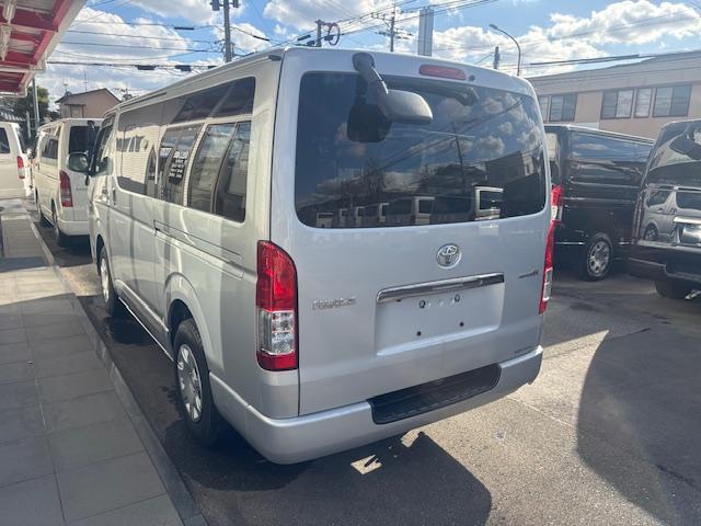 ハイエースバン ロングスーパーGL ナビ(4枚目)