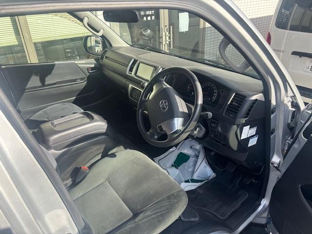 ハイエースバン ロングスーパーGL ナビ(7枚目)