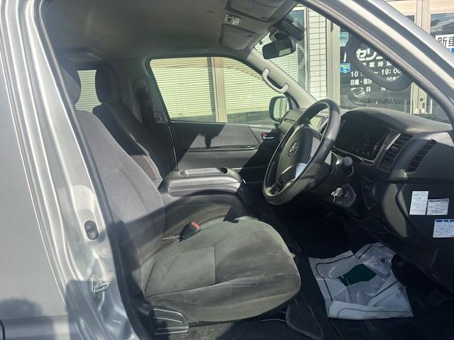 ハイエースバン ロングスーパーGL ナビ(8枚目)