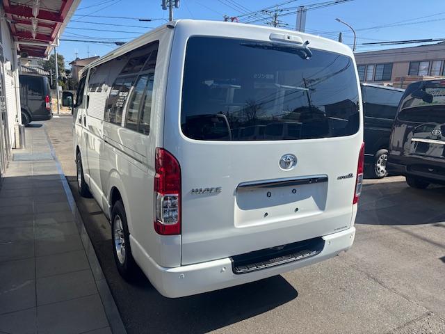 ハイエースバン スーパーＧＬ　ダークプライムＩＩ　デジタルインナーミラ・パノラミックビューモニタ（4枚目）