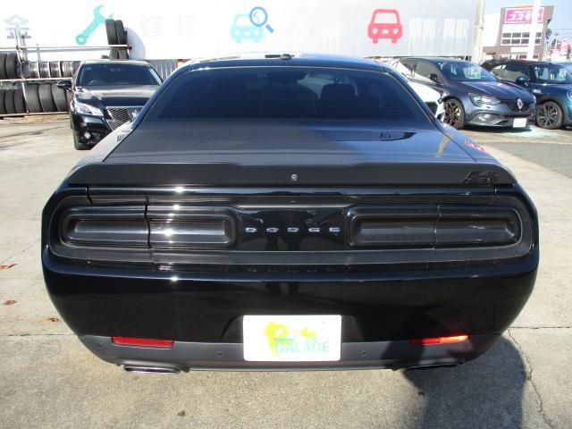 ダッジ・チャレンジャー 　Ｒ／ＴスキャットパックワイドボディアップルカープレイアルパインサウンドプッシュスタートビルシュタインサスショックＩｎｊｅｎエアフィルター（6枚目）