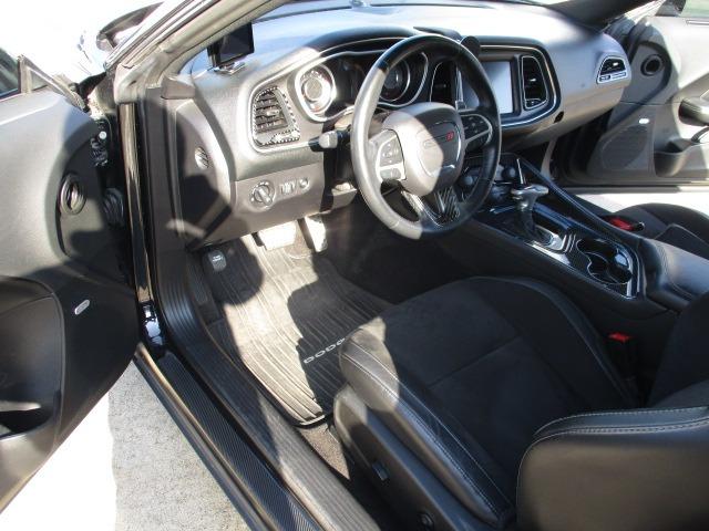 ダッジ・チャレンジャー 　Ｒ／ＴスキャットパックワイドボディアップルカープレイアルパインサウンドプッシュスタートビルシュタインサスショックＩｎｊｅｎエアフィルター（16枚目）