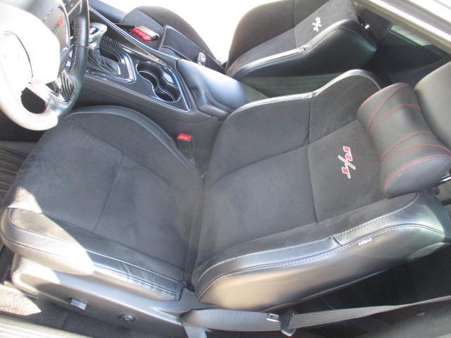 ダッジ・チャレンジャー 　Ｒ／ＴスキャットパックワイドボディアップルカープレイアルパインサウンドプッシュスタートビルシュタインサスショックＩｎｊｅｎエアフィルター（17枚目）