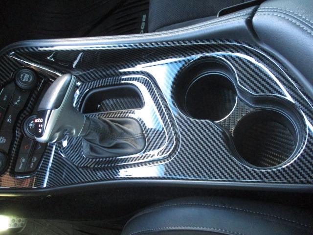 ダッジ・チャレンジャー 　Ｒ／ＴスキャットパックワイドボディアップルカープレイアルパインサウンドプッシュスタートビルシュタインサスショックＩｎｊｅｎエアフィルター（29枚目）