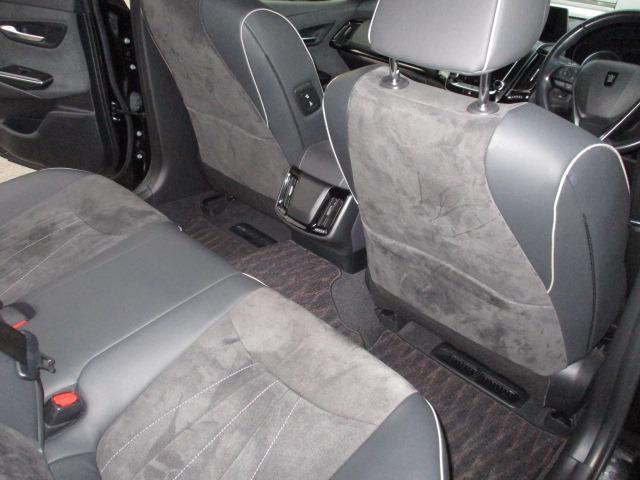 クラウンハイブリッド 　ＴＲＤエアロ前後センサーブラインドスポットモニターオプションドラレコパノラミックビューモニター（11枚目）