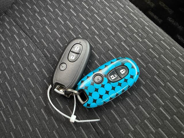 スペーシアカスタム ＸＳ　純正スマートナビ　バックカメラ　両側パワースライドドア　ＨＩＤヘッドライト　オートエアコン　スマートキー　運転席エアバック　助手席エアバック　電動格納ミラー　スペアキーあり　修復歴無し　ＣＶＴ（43枚目）