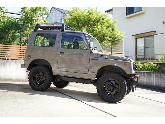 ジムニー ランドベンチャー　最終５型／リフトアップ／全塗装済／社外バンパー／ルーフキャリア／１型グリル／シートカバー／ＭＴタイヤ装着／リビルトエンジン載替済／ヒーターコア交換済／（12枚目）