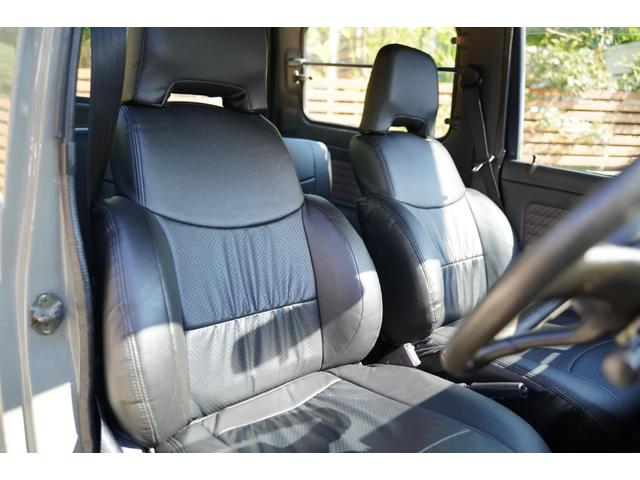 ジムニー ランドベンチャー　最終５型／リフトアップ／全塗装済／社外バンパー／ルーフキャリア／１型グリル／シートカバー／ＭＴタイヤ装着／リビルトエンジン載替済／ヒーターコア交換済／（21枚目）