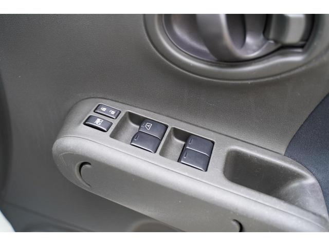 キューブ １５Ｘ　ＤＥＡＮクロスカントリー／ＴＯＹＯオープンカントリー／マットブラックアウトドアペイント／ルーフキャリア／純正ナビ／フルセグＴＶ／バックカメラ／プッシュスタート／スマートキー（37枚目）