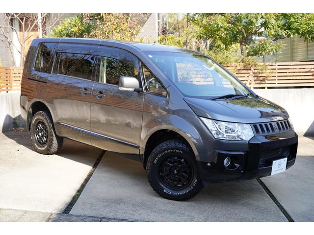 デリカＤ：５ Ｄ　パワーパッケージ　４ＷＤ　リフトアップ　ＢＦグッドリッチ　アルパインＢＩＧ－Ｘ９インチナビ　　アルパイン１１．５インチフリップダウンモニター　フルセグＴＶ　両側パワースライドドア　バックカメラ　ブラックペイント（4枚目）