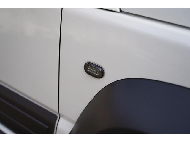 ジムニーノマド ＦＣ　１インチリフトアップ／ＲＡＹＳ　Ａ－ＬＡＰ鍛造アルミＴＯＹＯオープンカントリー新品セットショウワガレージショートバンパー／ＣＬリンクルーフキャリア／ＨＫＳマフラー／ＬＥＤテール／１０インチＤＡ（25枚目）