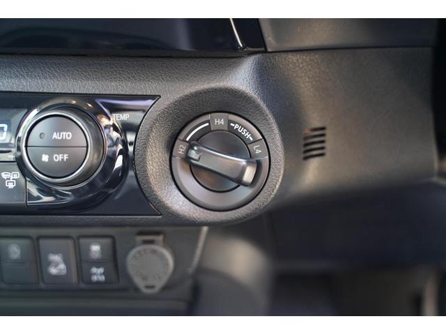 ハイラックス Ｚ　リフトアップ／ＲＡＹＳデイトナＭ９／ジオランダーＭＴ／タコマ風フロントグリル／ＬＥＤヘッドライト／スマートキー／バックカメラ／純正ナビ／フルセグＴＶ／ヘッドライナー／ドライブレコーダー（30枚目）