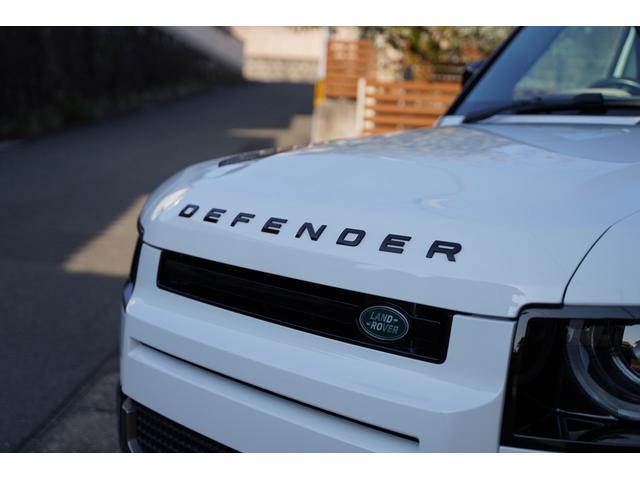 ディフェンダー １１０Ｘ　Ｄ３００　ＢＦグッドリッチ／エアサス／ブラックルーフ／マトリクスＬＥＤヘッドライト／ＭＥＲＩＤＩＡＮサウンドシステム／サイドステップ／パノラミックサンルーフ／フル液晶メーター／ＡＷ／シートクーラーヒーター（9枚目）