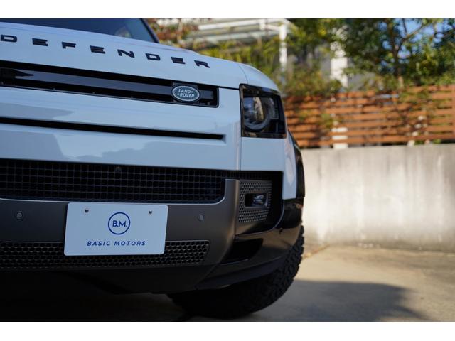 ディフェンダー １１０Ｘ　Ｄ３００　ＢＦグッドリッチ／エアサス／ブラックルーフ／マトリクスＬＥＤヘッドライト／ＭＥＲＩＤＩＡＮサウンドシステム／サイドステップ／パノラミックサンルーフ／フル液晶メーター／ＡＷ／シートクーラーヒーター（14枚目）