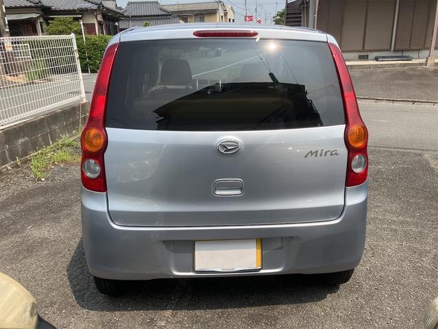 ミラ Ｘリミテッド　キーレスエントリー　電動格納ミラー　ＣＶＴ　盗難防止システム　ＡＢＳ　ＣＤ　衝突安全ボディ　エアコン　パワーステアリング　パワーウィンドウ（18枚目）