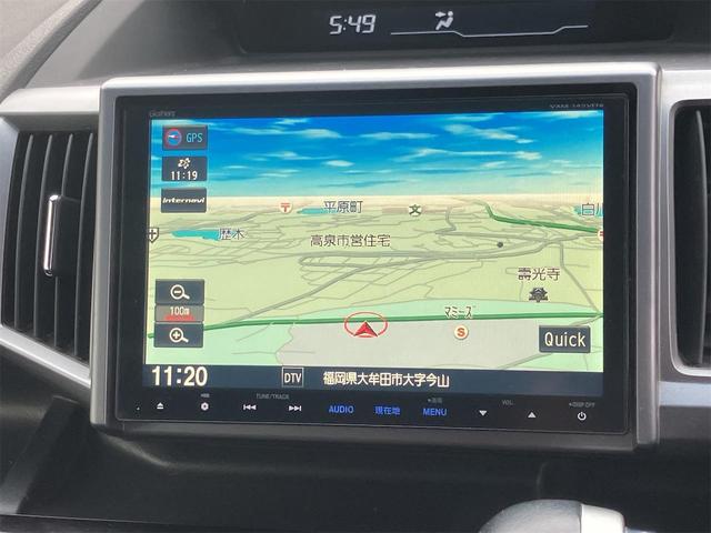 ステップワゴンスパーダ Ｚ　ＥＴＣ　バックカメラ　ナビ　ＴＶ　オートクルーズコントロール　両側電動スライドドア　オートライト　ＨＩＤ　スマートキー　アイドリングストップ　電動格納ミラー　３列シート　ＣＶＴ　アルミホイール　ＣＤ（8枚目）