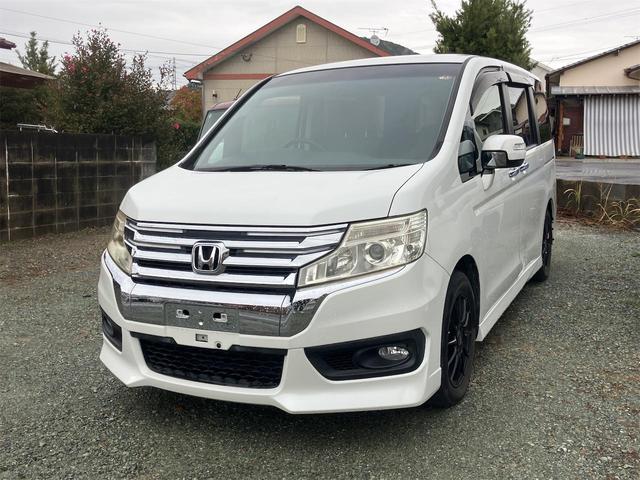 ステップワゴンスパーダ Ｚ　ＥＴＣ　バックカメラ　ナビ　ＴＶ　オートクルーズコントロール　両側電動スライドドア　オートライト　ＨＩＤ　スマートキー　アイドリングストップ　電動格納ミラー　３列シート　ＣＶＴ　アルミホイール　ＣＤ（16枚目）