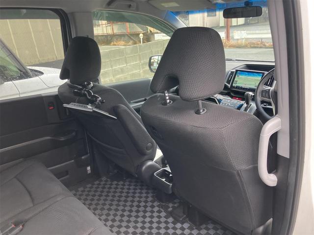 ステップワゴンスパーダ Ｚ　ＥＴＣ　バックカメラ　ナビ　ＴＶ　オートクルーズコントロール　両側電動スライドドア　オートライト　ＨＩＤ　スマートキー　アイドリングストップ　電動格納ミラー　３列シート　ＣＶＴ　アルミホイール　ＣＤ（60枚目）