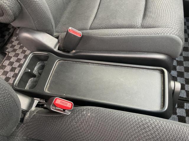 ステップワゴンスパーダ Ｚ　ＥＴＣ　バックカメラ　ナビ　ＴＶ　オートクルーズコントロール　両側電動スライドドア　オートライト　ＨＩＤ　スマートキー　アイドリングストップ　電動格納ミラー　３列シート　ＣＶＴ　アルミホイール　ＣＤ（62枚目）