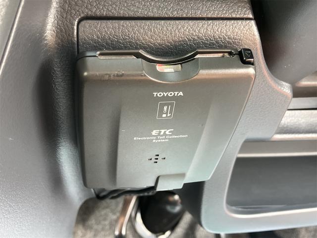 ワゴンＲ ＦＸ　ＥＴＣ　キーレスエントリー　アイドリングストップ　電動格納ミラー　シートヒーター　ベンチシート　ＣＶＴ　盗難防止システム　ＡＢＳ　ＣＤ　ミュージックプレイヤー接続可　衝突安全ボディ　エアコン（11枚目）