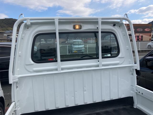 サンバートラック ＴＣ　４ＷＤ　ＭＴ　エアコン　パワーステアリング　運転席エアバッグ（16枚目）