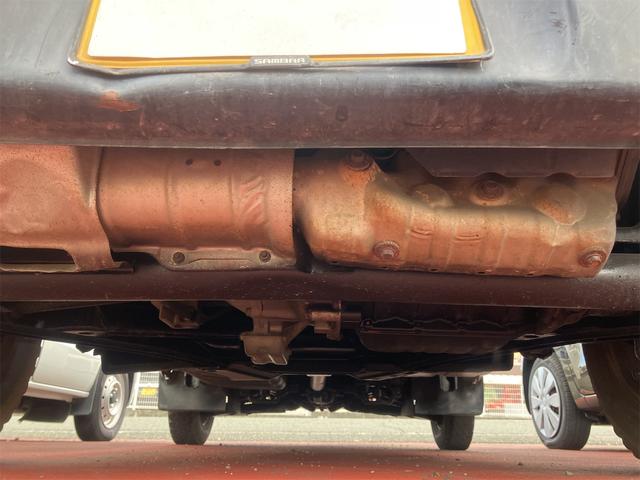 サンバートラック ＴＣ　４ＷＤ　ＭＴ　エアコン　パワーステアリング　運転席エアバッグ（17枚目）