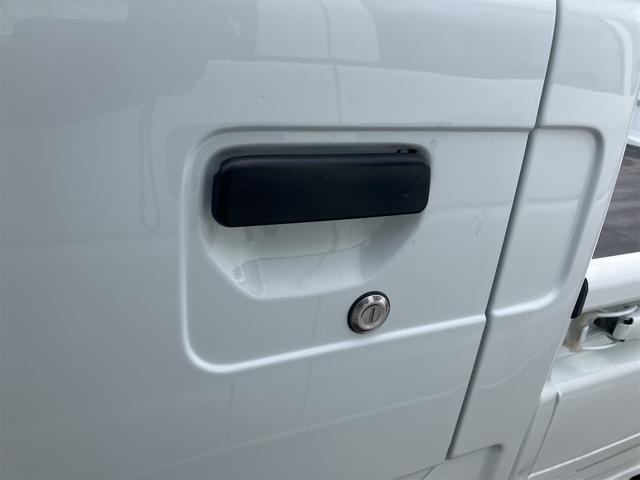 サンバートラック ＴＣ　４ＷＤ　ＭＴ　エアコン　パワーステアリング　運転席エアバッグ（20枚目）