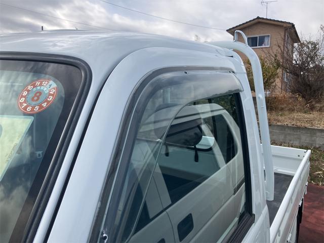 サンバートラック ＴＣ　４ＷＤ　ＭＴ　エアコン　パワーステアリング　運転席エアバッグ（21枚目）