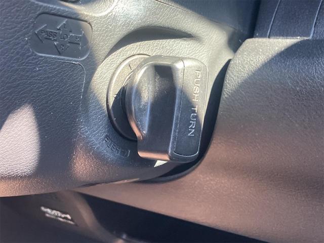 ゼストスパーク Ｗ　ナビ　ＴＶ　ＨＩＤ　スマートキー　電動格納ミラー　ベンチシート　ＡＴ　盗難防止システム　ＡＢＳ　ＣＤ　ＤＶＤ再生　ＵＳＢ　Ｂｌｕｅｔｏｏｔｈ　アルミホイール　衝突安全ボディ　エアコン（12枚目）