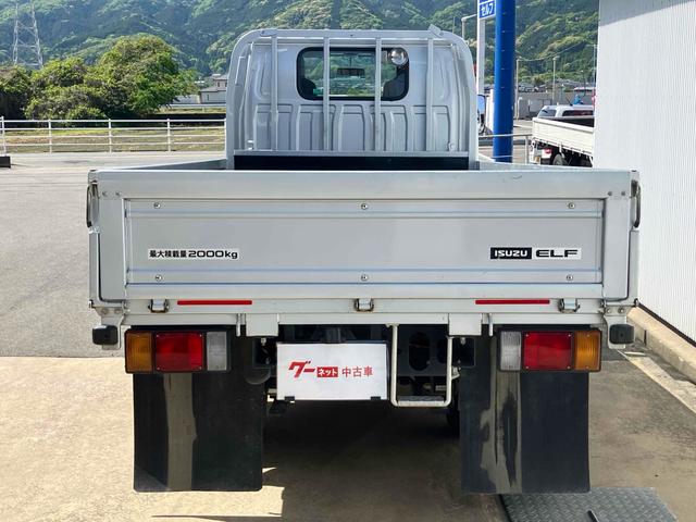 エルフトラック フルフラットローＳＧ　ＭＴ　全低床　電動格納ミラー　エアコン　パワーウィンドウ　運転席エアバッグ（7枚目）
