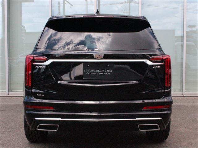 キャデラックＸＴ６ プラチナム　弊社デモカー　２０２５年モデル　黒革シート　シートヒーターベンチレーション　アダプティブクルーズ　マトリクスＬＥＤヘッドライト　３列６人乗り　アップルカープレイ　サンルーフ　パワーテールゲート　ＥＴＣ（3枚目）