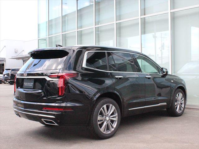 キャデラックＸＴ６ プラチナム　弊社デモカー　２０２５年モデル　黒革シート　シートヒーターベンチレーション　アダプティブクルーズ　マトリクスＬＥＤヘッドライト　３列６人乗り　アップルカープレイ　サンルーフ　パワーテールゲート　ＥＴＣ（8枚目）