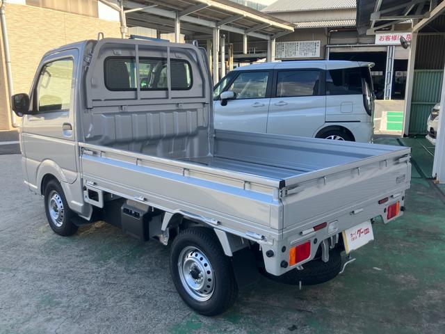 キャリイトラック ＫＣエアコン・パワステ　届出済未使用車　オートマ　エアコン　パワステ　パワーウインドウ　キーレス　運転席助手席エアバック三方開　積載量３５０ｋｇ（7枚目）
