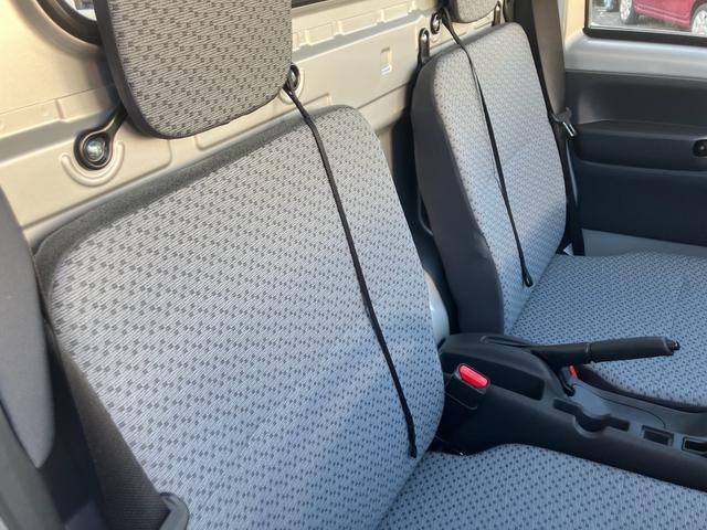 キャリイトラック ＫＣエアコン・パワステ　届出済未使用車　オートマ　エアコン　パワステ　パワーウインドウ　キーレス　運転席助手席エアバック三方開　積載量３５０ｋｇ（15枚目）