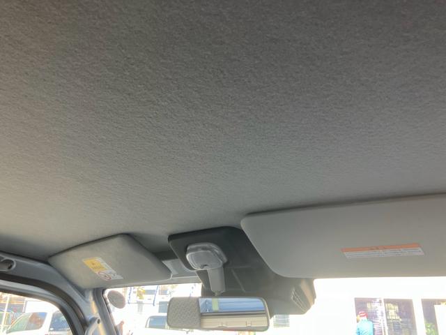 キャリイトラック ＫＣエアコン・パワステ　届出済未使用車　オートマ　エアコン　パワステ　パワーウインドウ　キーレス　運転席助手席エアバック三方開　積載量３５０ｋｇ（17枚目）