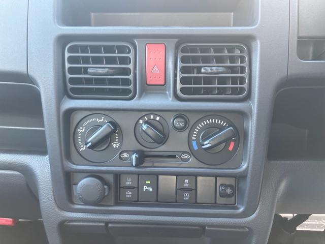 キャリイトラック ＫＣエアコン・パワステ　届出済未使用車　オートマ　エアコン　パワステ　パワーウインドウ　キーレス　運転席助手席エアバック三方開　積載量３５０ｋｇ（20枚目）